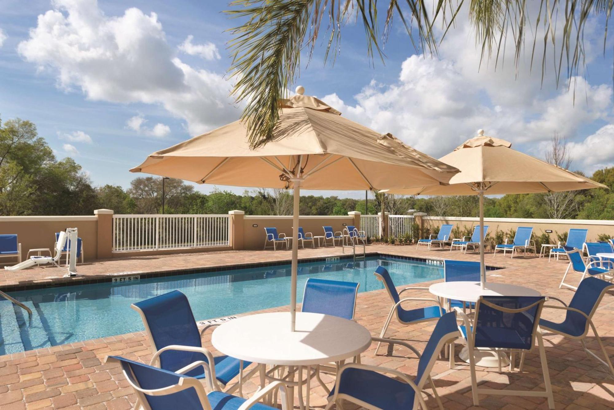 Hampton Inn & Suites - Deland Exterior foto